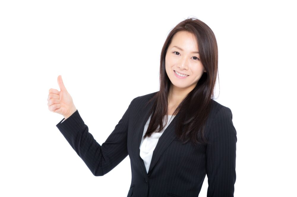 goodポーズの女性